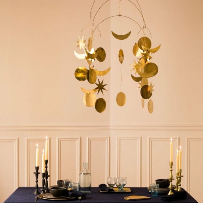 mobile decoratif en laiton