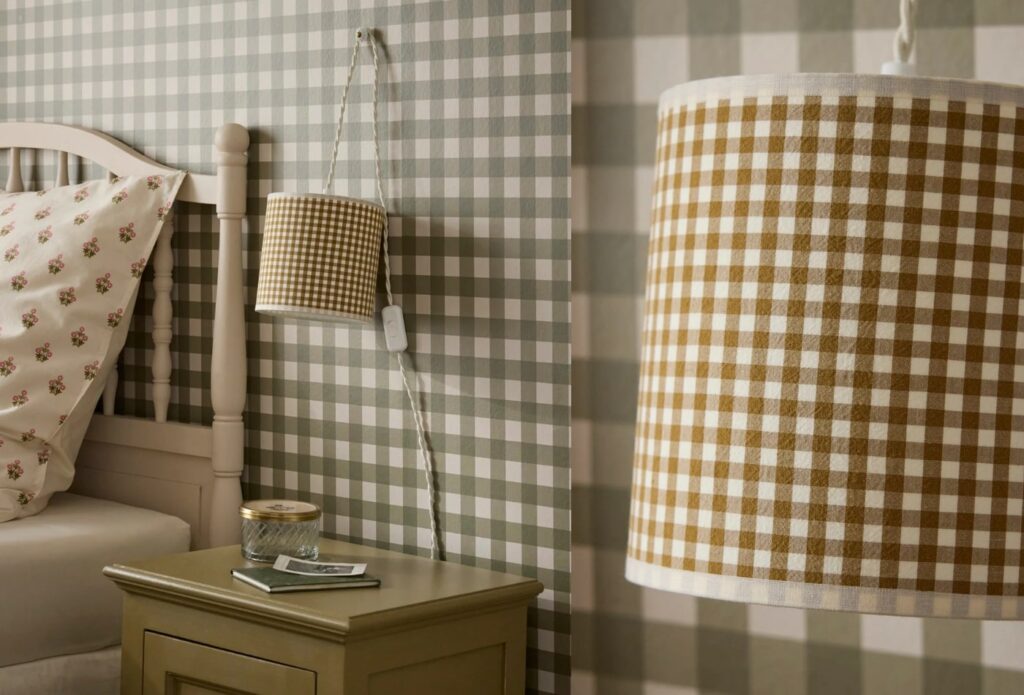 lampe baladeuse avec abat-jour motif vichy