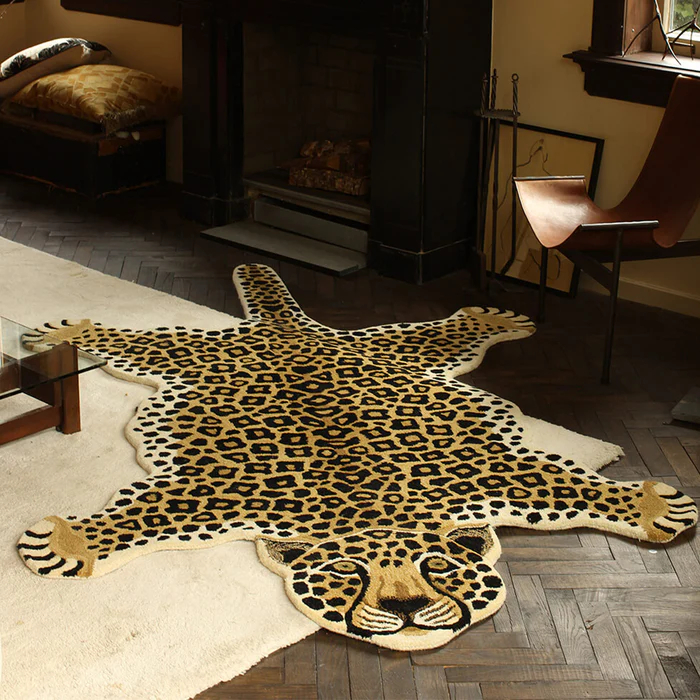 tapis trophée de léopard
